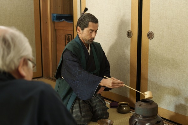 『黒牢城』(C)米澤穂信/KADOKAWA　(C)2026映画「黒牢城」製作委員会
