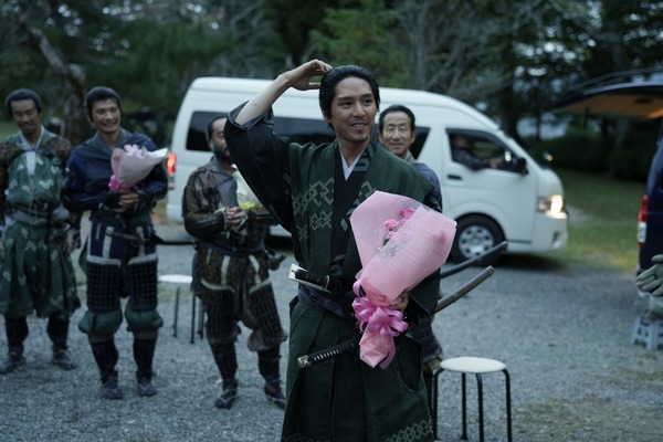 『黒牢城』(C)米澤穂信/KADOKAWA　(C)2026映画「黒牢城」製作委員会