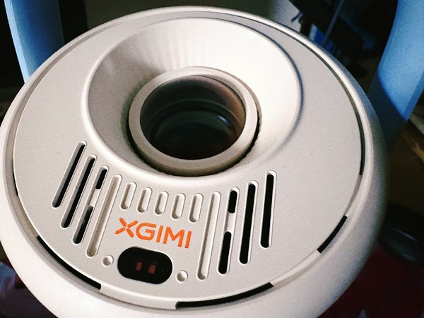 【レビュー】小さくて可愛い！「XGIMI Nova」でおうち時間が映画館になる、Netflix好き必見のおしゃれプロジェクター