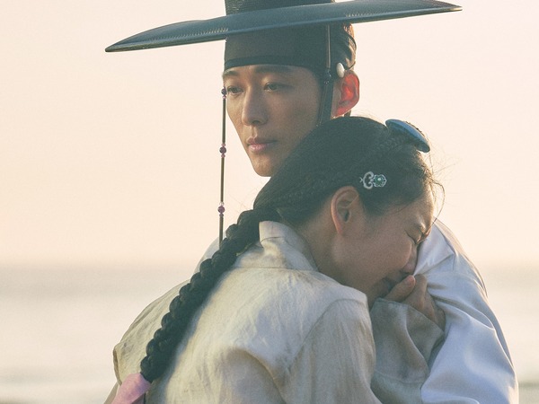 いよいよ新章突入！『恋人』主演コンビが明かす「深まる愛の行方」