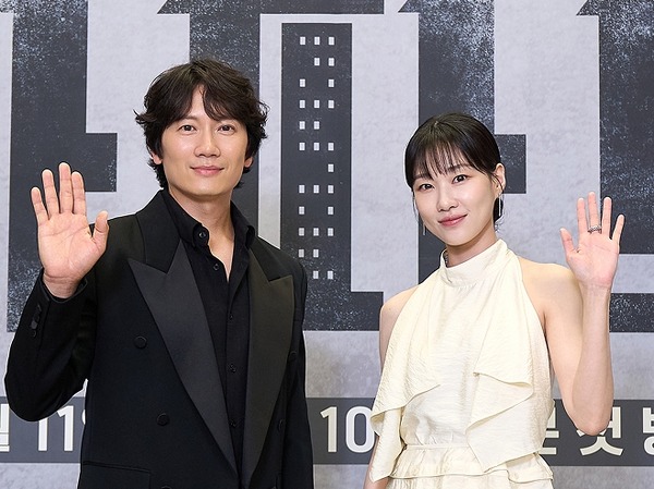 『マンションのお仕事』主演ハ・ユンギョン、チソンとの共演で最高の親孝行！「実家がお祭り騒ぎに…」