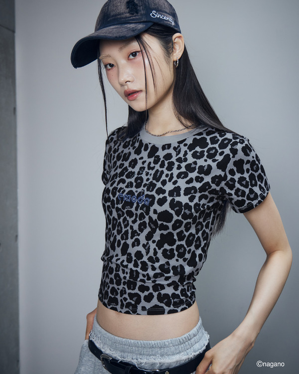 【ちいかわ】ラインストーンミニTシャツ