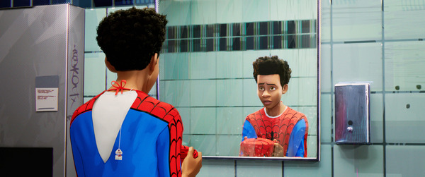 『スパイダーマン: スパイダーバース 』写真：Everett Collection/アフロ