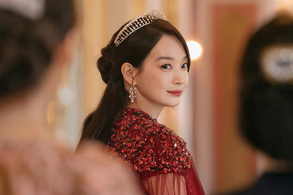 シン・ミナ「再婚承認を要求します」(c)  2026 Disney and its related entities
