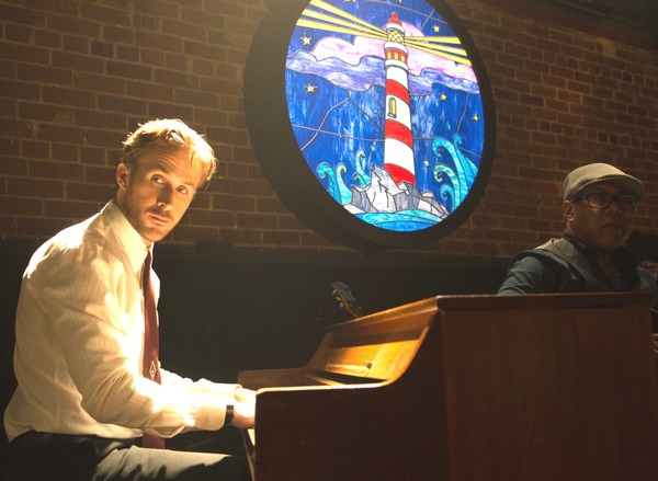 『ラ・ラ・ランド』（C）2017 Summit Entertainment, LLC. All Rights Reserved. Photo credit：EW0001：Sebastian（Ryan Gosling）and Mia（Emma Stone）in LA LA LAND.Photo courtesy of Lionsgate.
