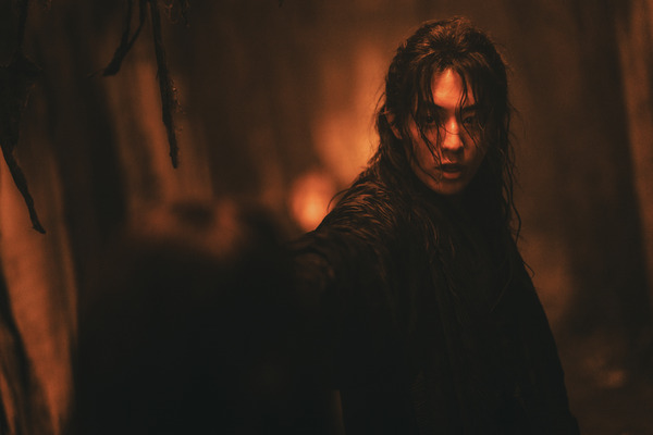 Netflixシリーズ「トングン −呪いの宮−」© 2026 Netflix, Inc.