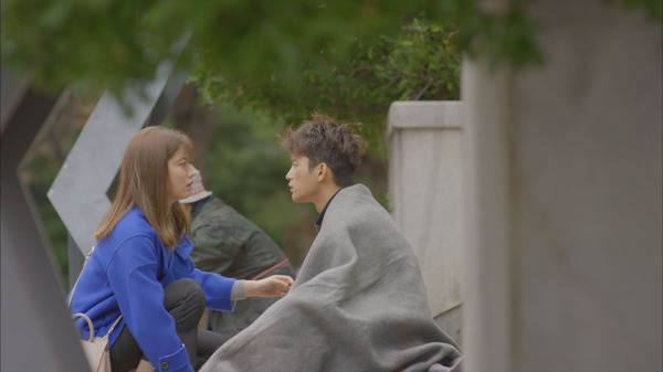 「ショッピング王ルイ」（C) 2016 MBC