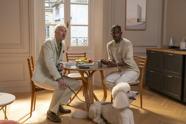 Netflixシリーズ「エミリー、パリへ行く」シーズン6：12月24日（木）より世界独占配信