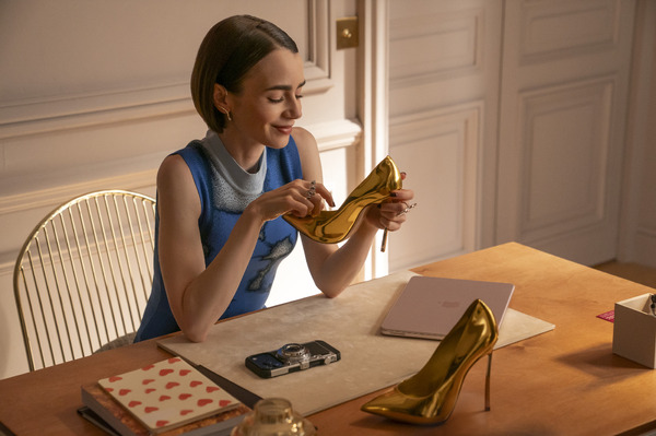 Netflixシリーズ「エミリー、パリへ行く」シーズン6：12月24日（木）より世界独占配信
