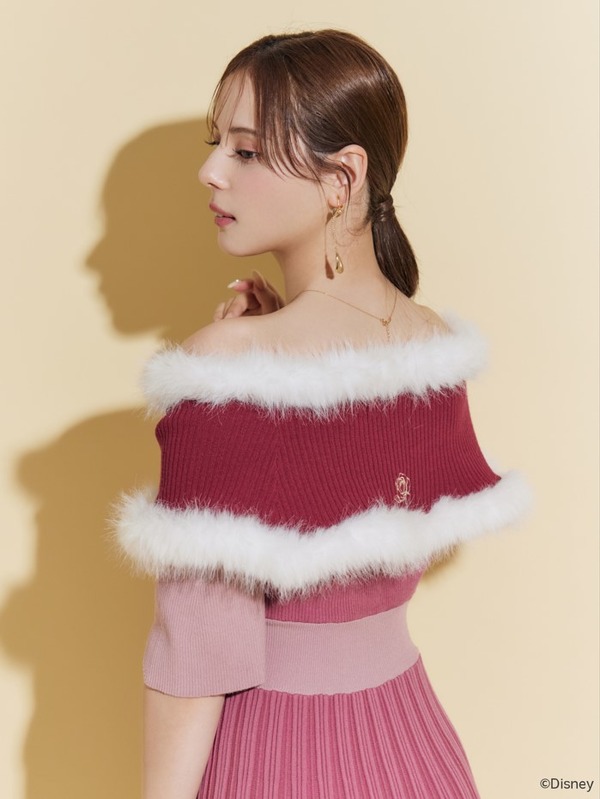 【ディズニーコレクション】美女と野獣/ファーケープニットワンピース／19,800円（税込）
