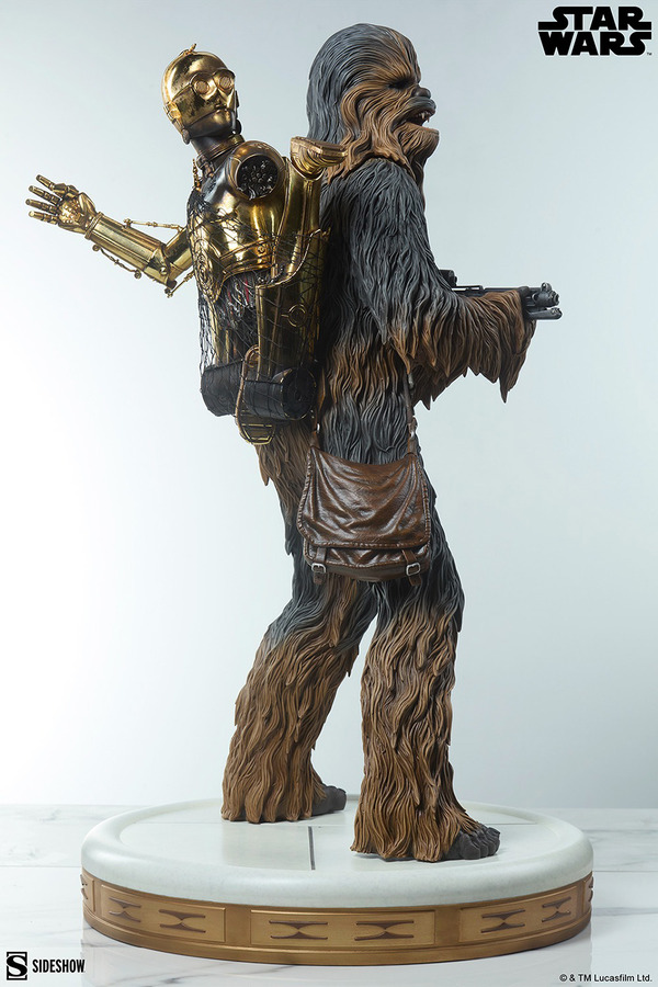 『スター・ウォーズ』 【プレミアム・フォーマット・フィギュア】チューバッカ＆C-3PO／170,000円（税込）