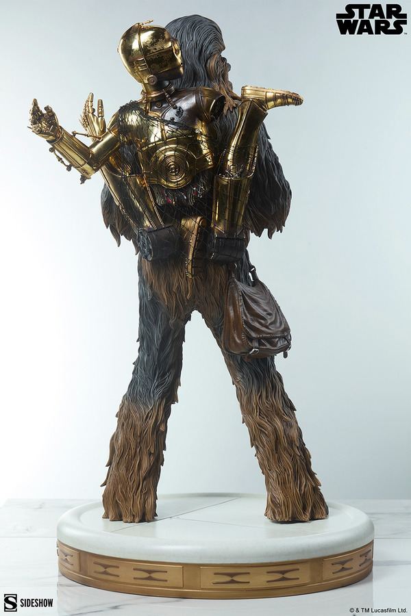 『スター・ウォーズ』 【プレミアム・フォーマット・フィギュア】チューバッカ＆C-3PO／170,000円（税込）