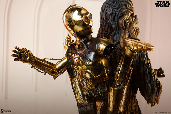 『スター・ウォーズ』 【プレミアム・フォーマット・フィギュア】チューバッカ＆C-3PO／170,000円（税込）