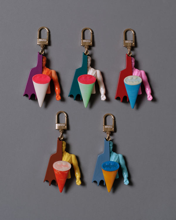 magma “Luminous Key Chain”12,100円(税込)