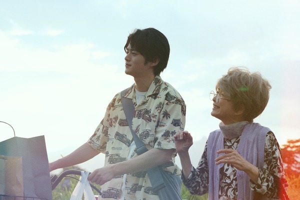 『藁にもすがる獣たち』©曽根圭介／講談社　©2026「藁にもすがる獣たち」製作委員会