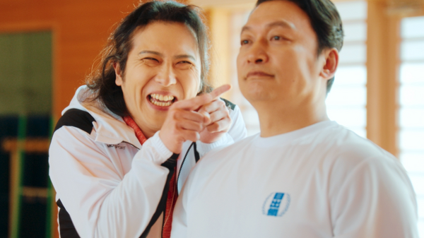 『高校生家族』©仲間りょう／集英社 ©2027 映画「高校生家族」製作委員会
