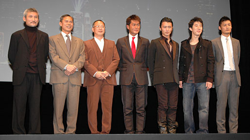 「香港国際映画祭」オープニング。左からツイ・ハーク監督、リンゴ・ラム監督、ジョニー・トー監督、ルイス・クー、ニコラス・ツェー、ジェイシー・チェン、ショーン・ユー