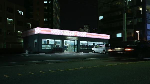 「ボスレインボーマウンテンブレンド」新TV-CM「コンビニ」篇