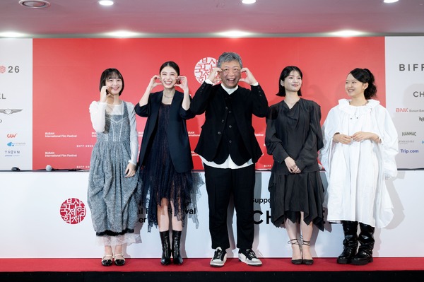 『ルックバック』(C)藤本タツキ/集英社 (C)2026 K2 Pictures・集英社