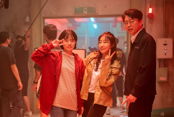 『ハイファイブ！』　© 2025 NEXT ENTERTAINMENT WORLD &amp; ANNAPURNA FILMS. All Rights Reserved.