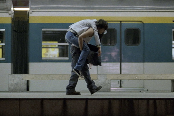 『猟奇的な彼女 4K完全版』　（C） 2001 ShinCine Communications Co., Ltd., All Rights Reserved