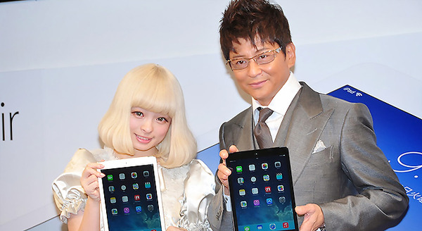 「iPad Air」発売イベント（きゃりーぱみゅぱみゅ＆哀川翔）