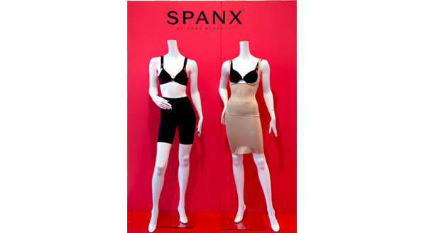 セレブ御用達のボディシェイプウェアSPANX