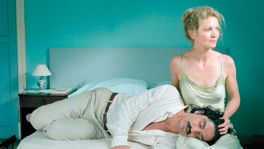 『愛をつづる詩』　メイン