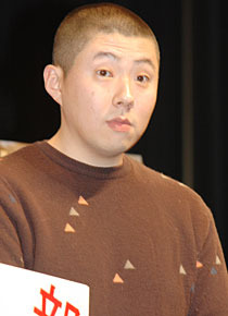 決起集会というにはあまりにも和やかな雰囲気の中、集会は幕を閉じた。