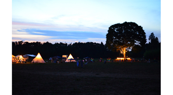 星空を楽しみながら学ぶ“星のがっこう”など、自然豊かな空間を利用したキャンプ場ならではのイベントやアクティビティが満載。