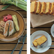 Small Gathering Menu inspired by “KINFOLK: The Shared Table”左：「静岡県産富士の鶏胸肉のソテー」1,230円（税込）キヌアと夏野菜のサラダ、青トマトとエストラゴンのサルサ添え右：「オレンジとアーモンドのパウンドケーキ」520円（税込）