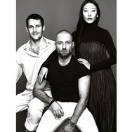 ランコムとコラボメイクアップバッグ「ヌーヴェルヴァーグ バイ ランコム」を手掛けたパリの若手デザイナー3人。左から、ジャックムー、アレクサンダー・ポーティエ、イーキン・イン。
