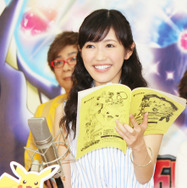 「AKB48」渡辺麻友（ナレーション担当）／『ポケモン・ザ・ムービーXY 「破壊の繭とディアンシー」』＆『ピカチュウ、これなんのカギ？』 -(C)Nintendo･Creatures･GAME FREAK･TV Tokyo･ShoPro･JR Kikaku (C)Pokemon (C)2014 ピカチュウプロジェクト