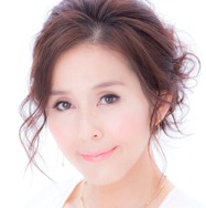 杉本彩女優、作家、ダンサーとして幅広く活動中。動物愛護活動家としても活動する。