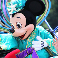 「ディズニー七夕デイズ」のミッキーマウス (C) Disney