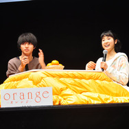 山崎賢人、土屋太鳳／『orange-オレンジ-』こたつ鑑賞イベント