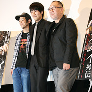 『カムイ外伝』完成披露試写会（左から）宮藤官九郎、松山ケンイチ、崔洋一