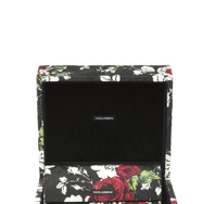 錦織の花柄ポーチとバッグを付け、豪華なボックス入りで提供