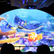 【ディズニー】ニモ＆ドリーと海の世界を冒険！「ニモ＆フレンズ・シーライダー」体験 画像