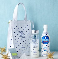 『カルピス』×アフタヌーンティー ハッピークーラーバッグ（2,808 円）
