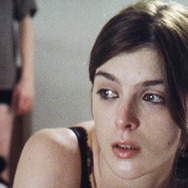 待つ女 1枚目の写真・画像