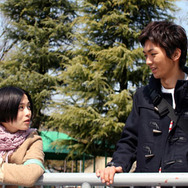 ビルと動物園 1枚目の写真・画像