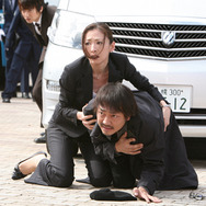 笑う警官 1枚目の写真・画像