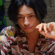 明日泣く 3枚目の写真・画像