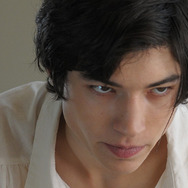 少年は残酷な弓を射る 1枚目の写真・画像