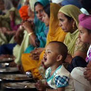 聖者たちの食卓 2枚目の写真・画像