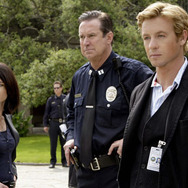 「THE MENTALIST／メンタリスト」 -(C) 2010 Warner Bros. Entertainment Inc. All rights reserved.