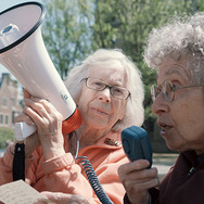 シャーリー&ヒンダ　ウォール街を出禁になった2人 4枚目の写真・画像