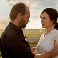 虹蛇と眠る女 1枚目の写真・画像