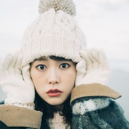 「桐谷美玲カレンダー2018.04-2019.03」（東京ニュース通信社刊）